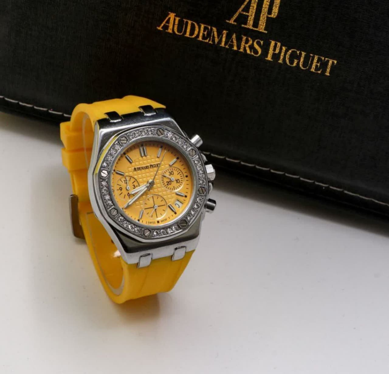  admars peguet APFor WOMEN